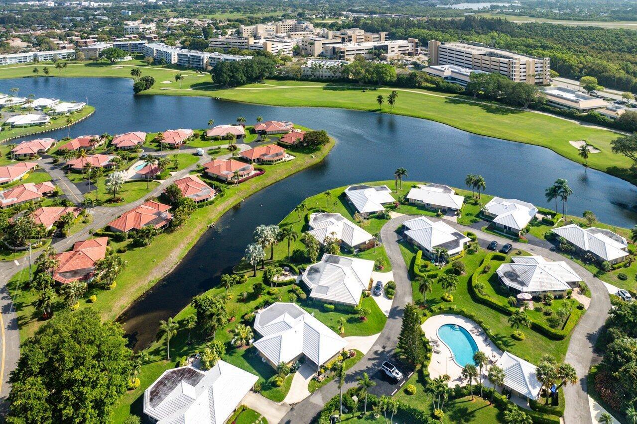 YORKTOWNE VILLAS - Residential