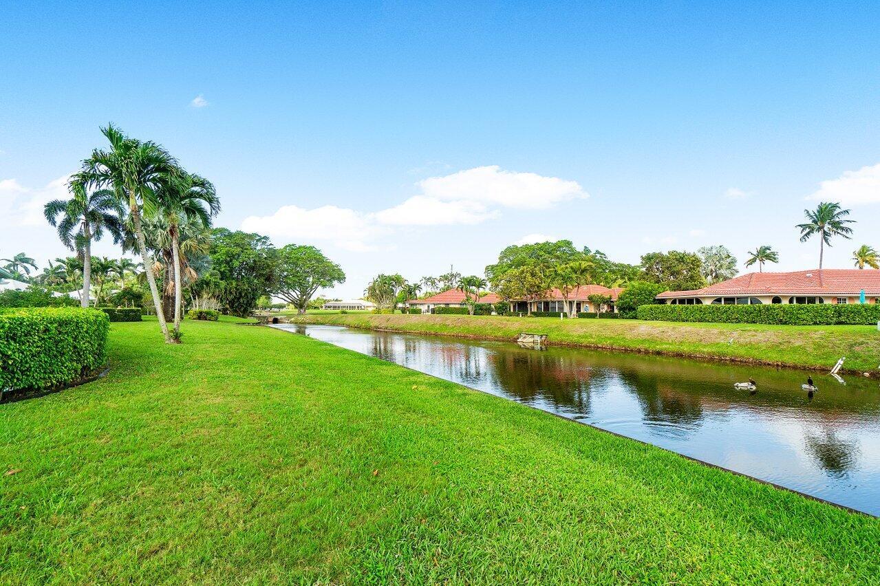 YORKTOWNE VILLAS - Residential
