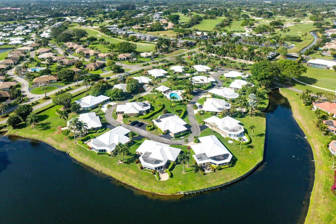 YORKTOWNE VILLAS - Residential