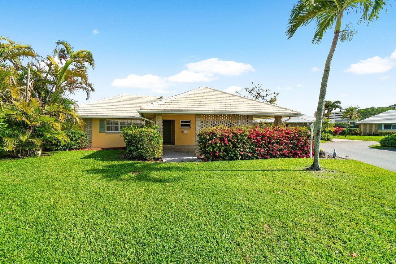 YORKTOWNE VILLAS - Residential