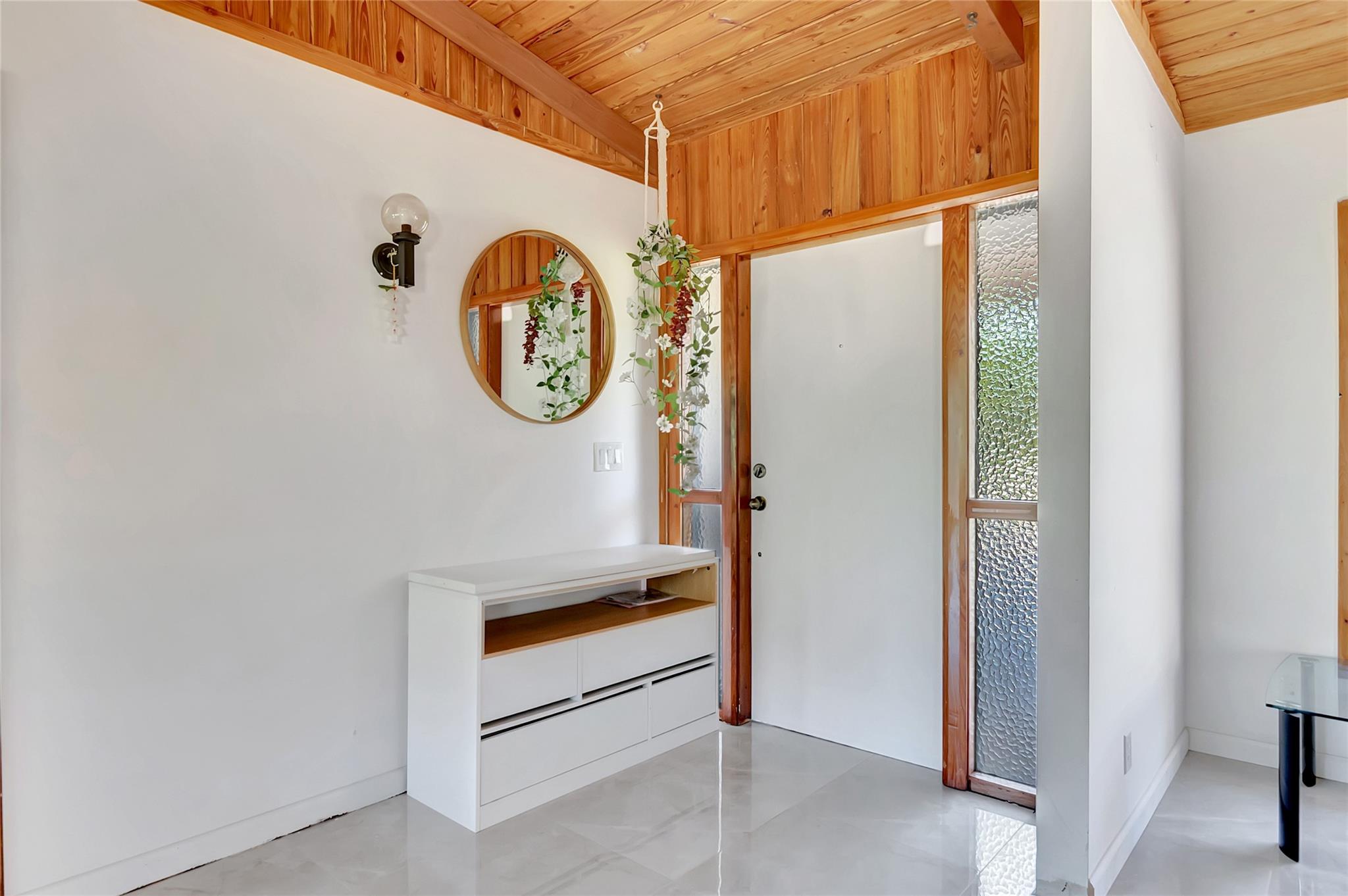 LAKE FLORESTA PARK - Residential Lease