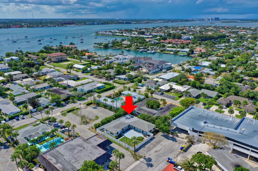 Photo of 2629 East Way #5, Riviera Beach, FL 33404 (MLS # R10991869)