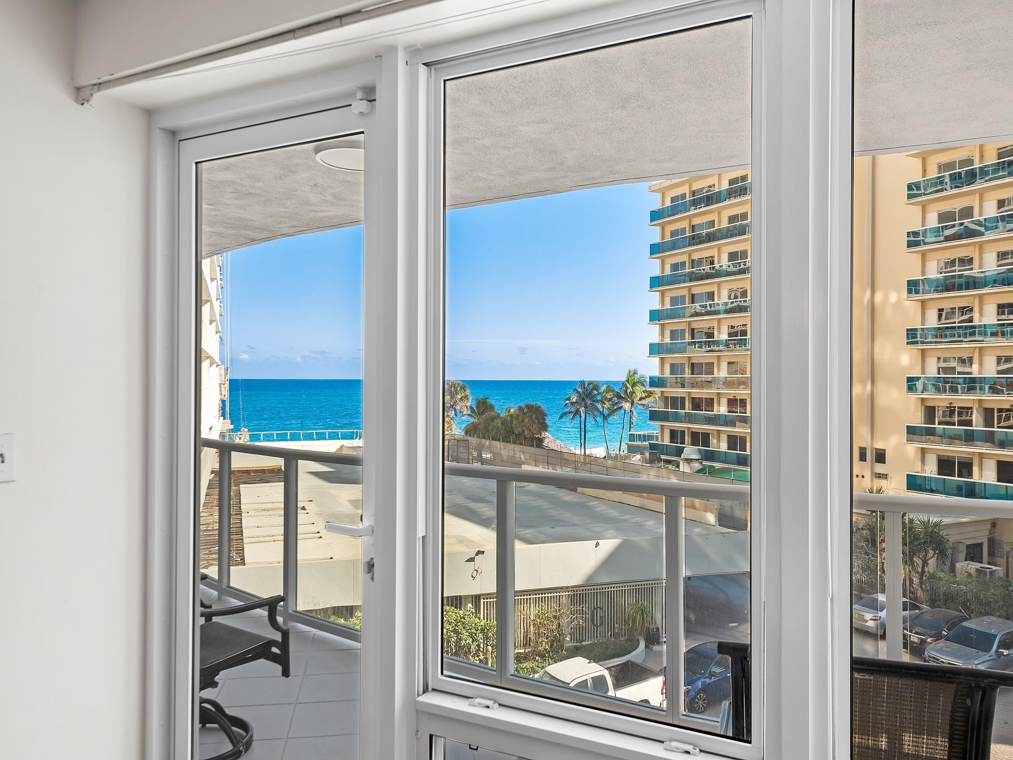 THE GALLEON - Residential