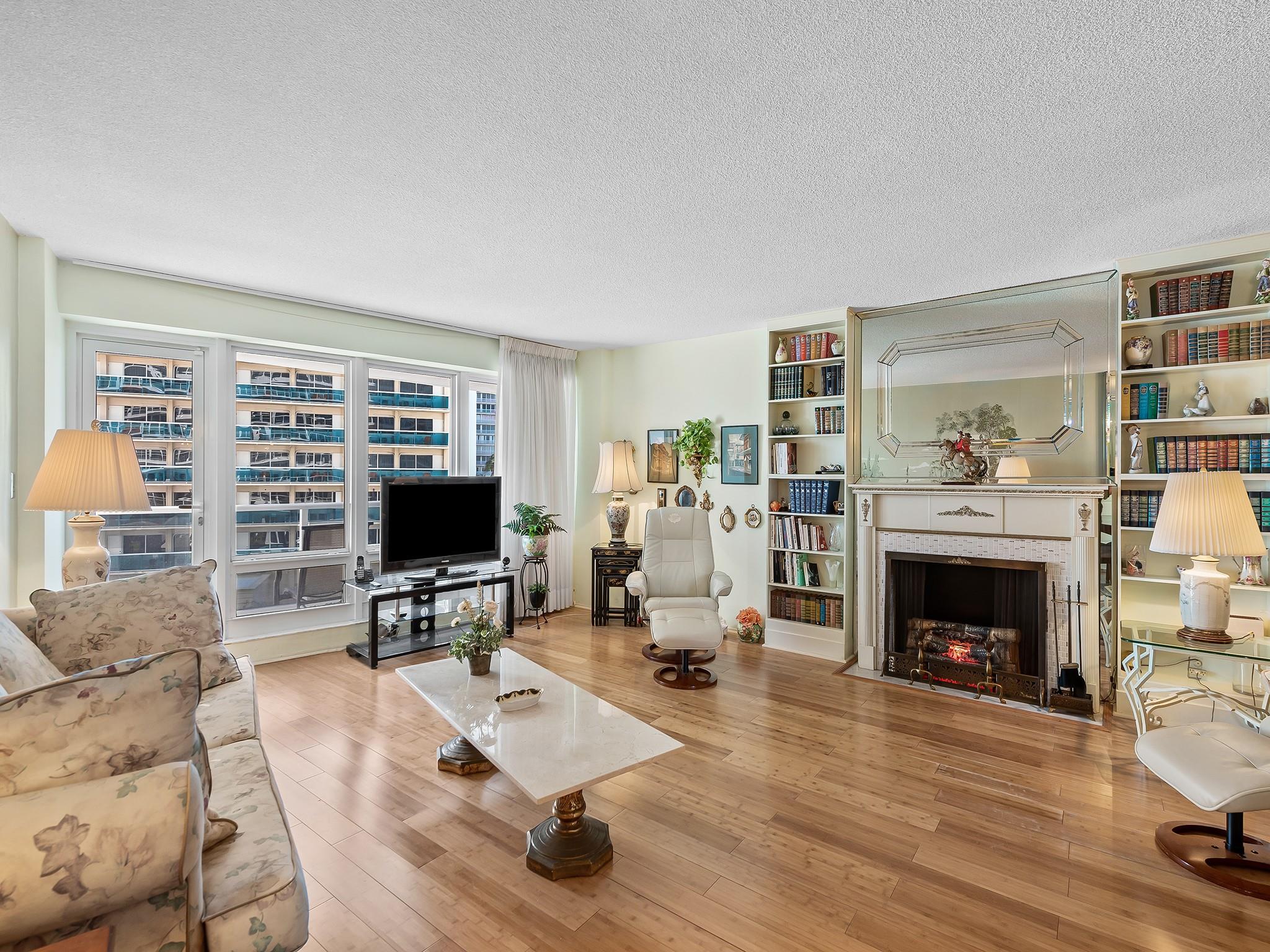 THE GALLEON - Residential