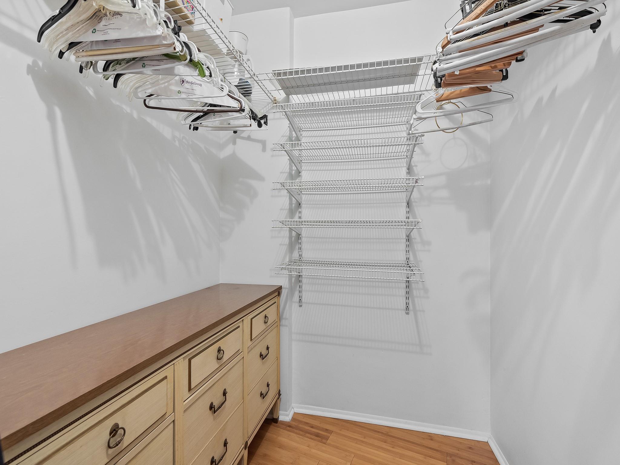 THE GALLEON - Residential