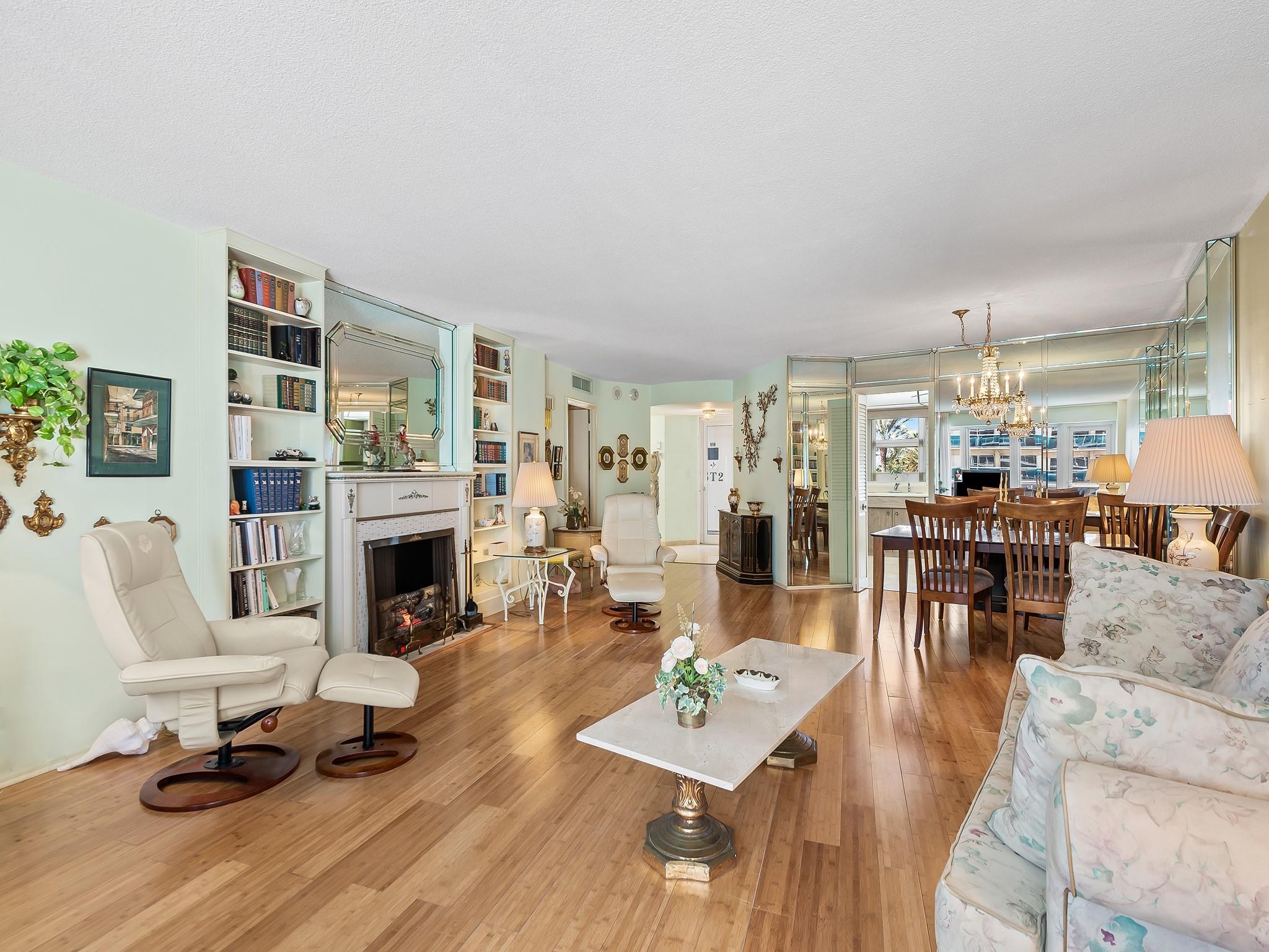 THE GALLEON - Residential