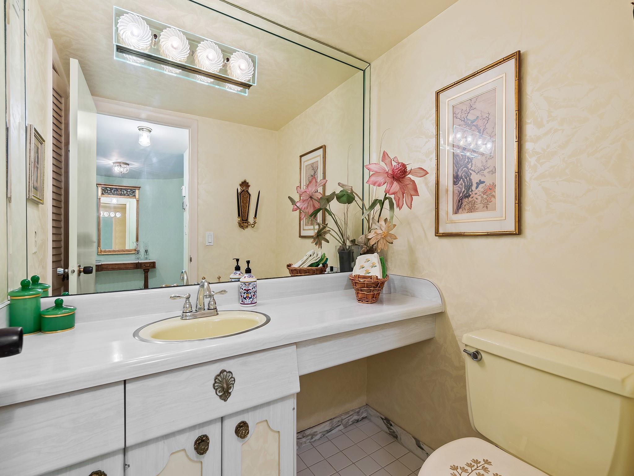 THE GALLEON - Residential