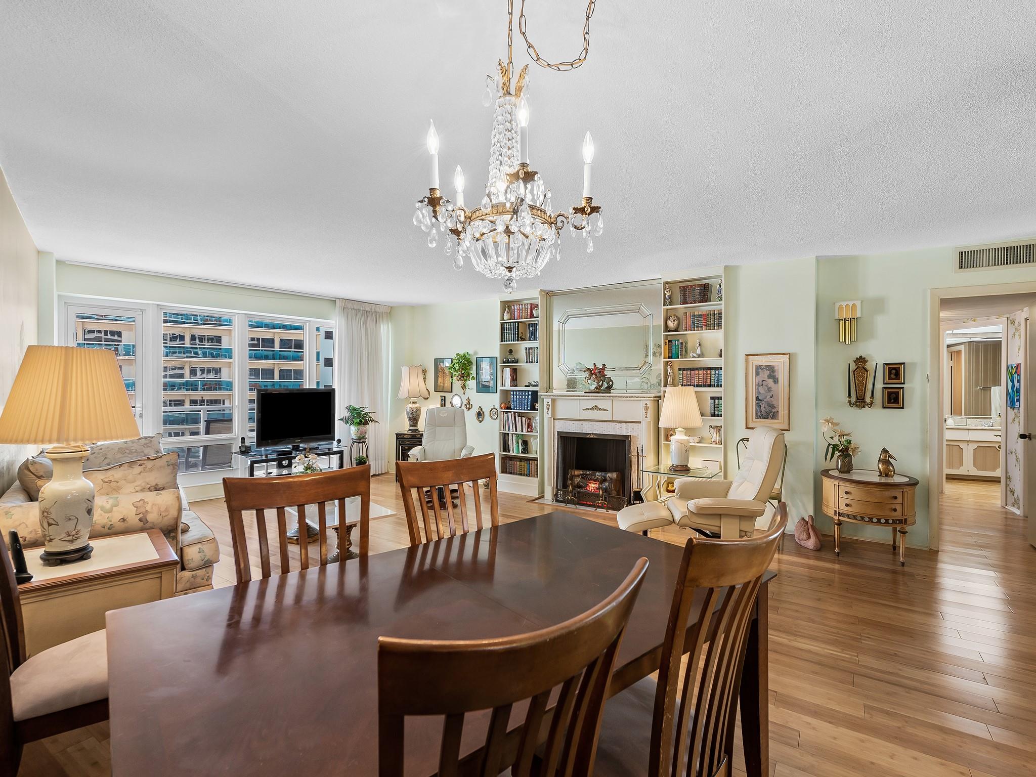 THE GALLEON - Residential