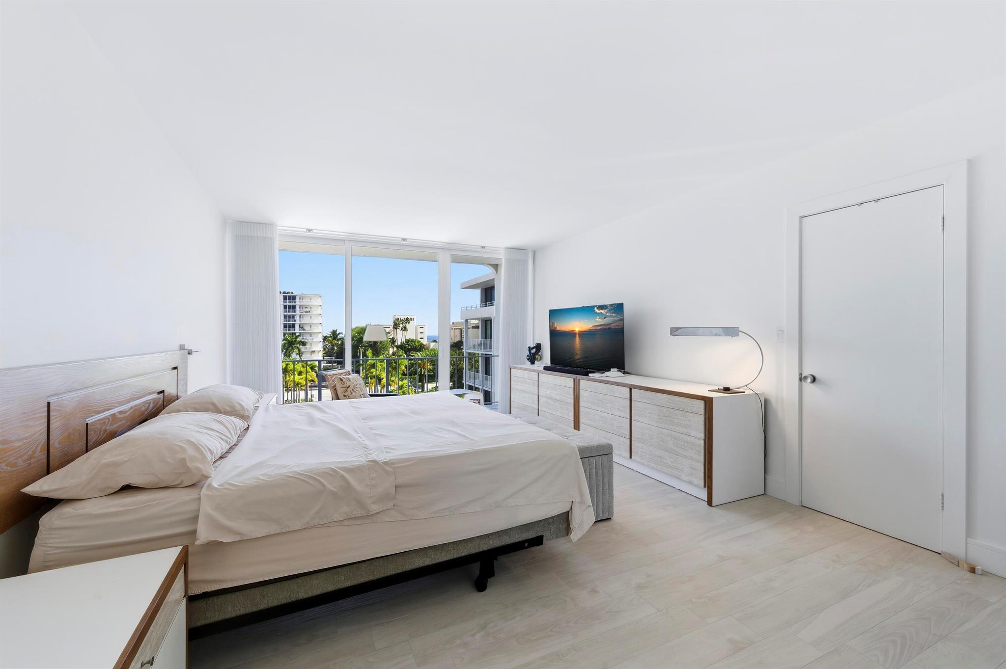 COVE CONDO - Residential