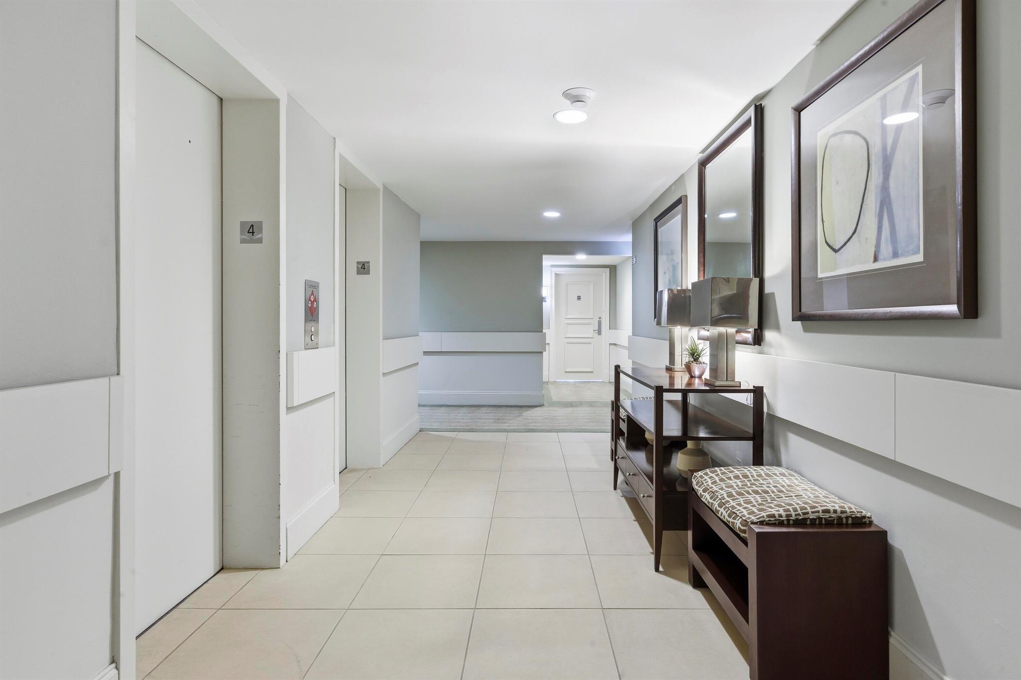 COVE CONDO - Residential