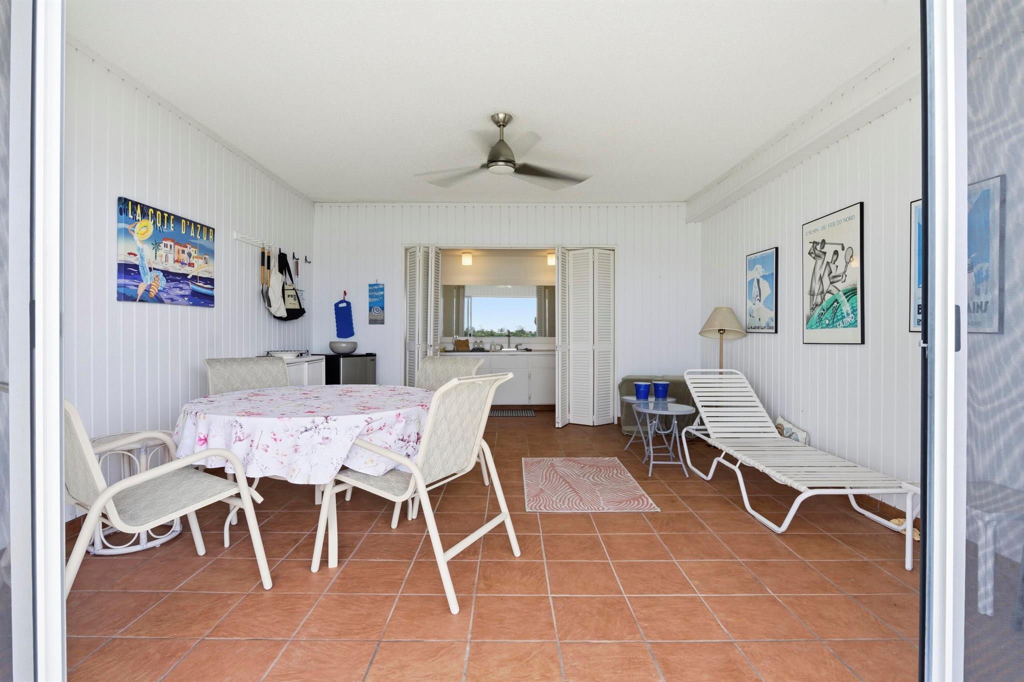 COVE CONDO - Residential