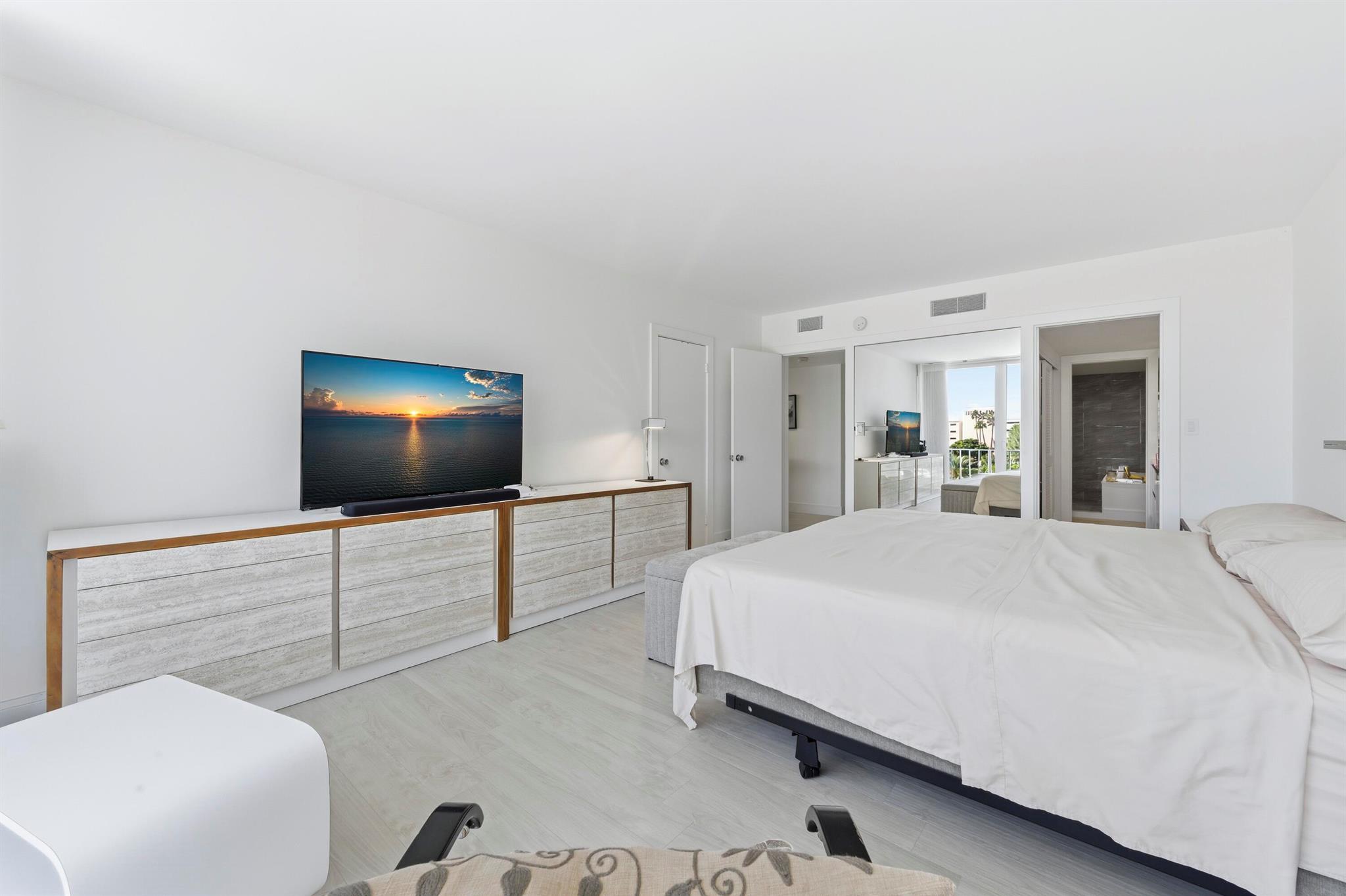 COVE CONDO - Residential