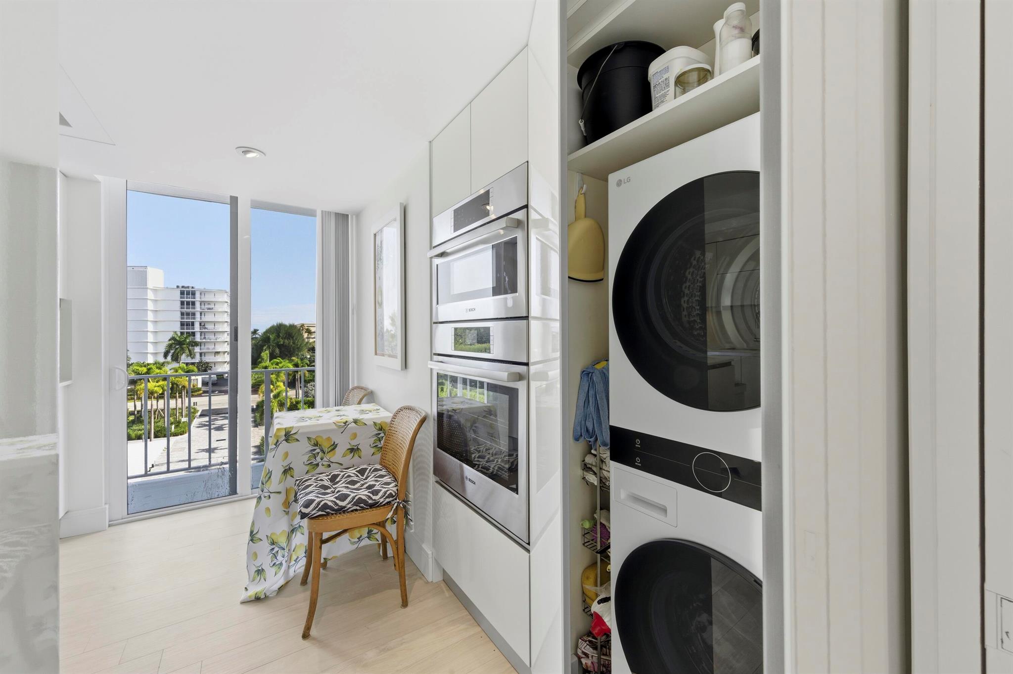 COVE CONDO - Residential