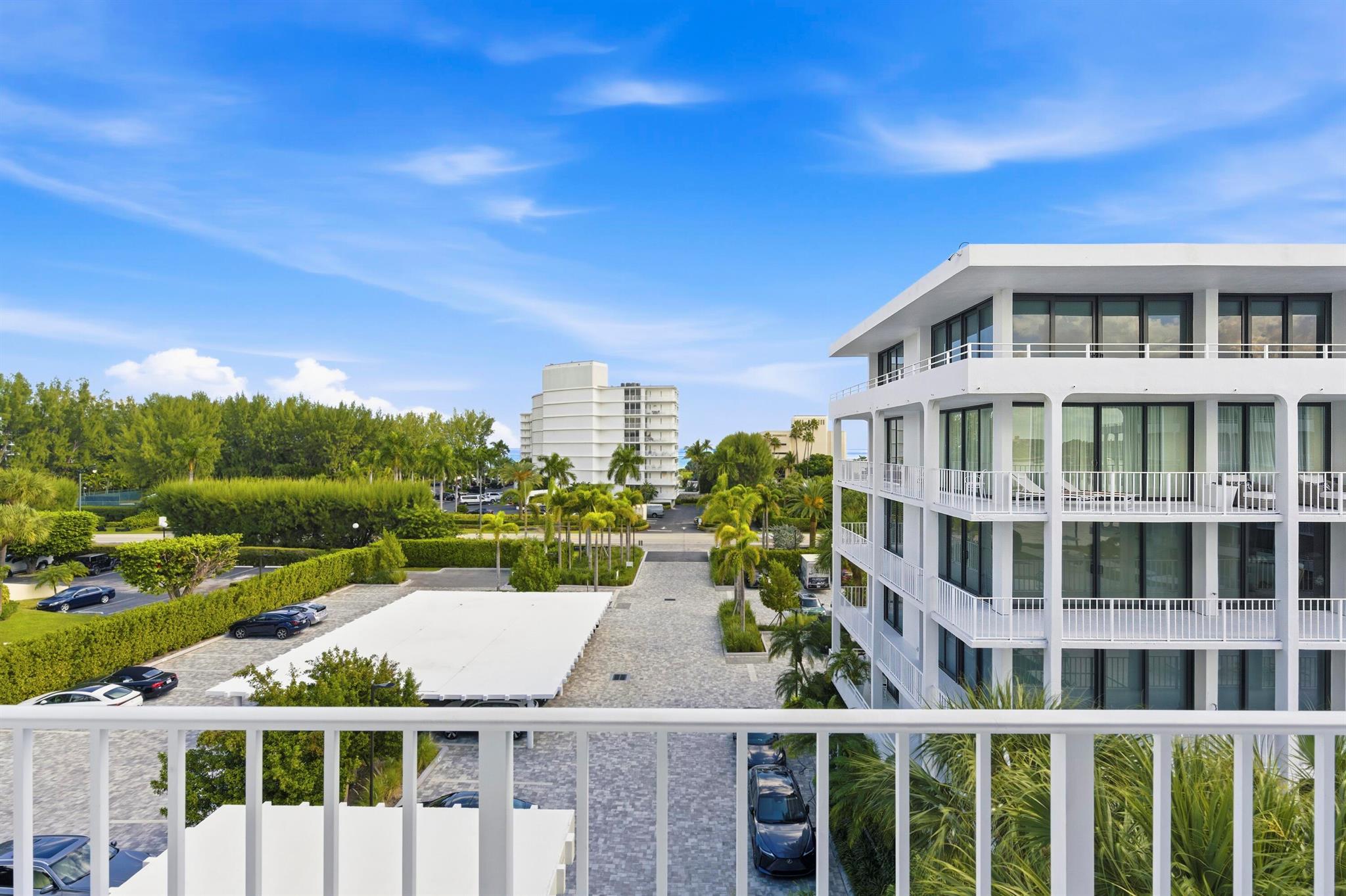 COVE CONDO - Residential