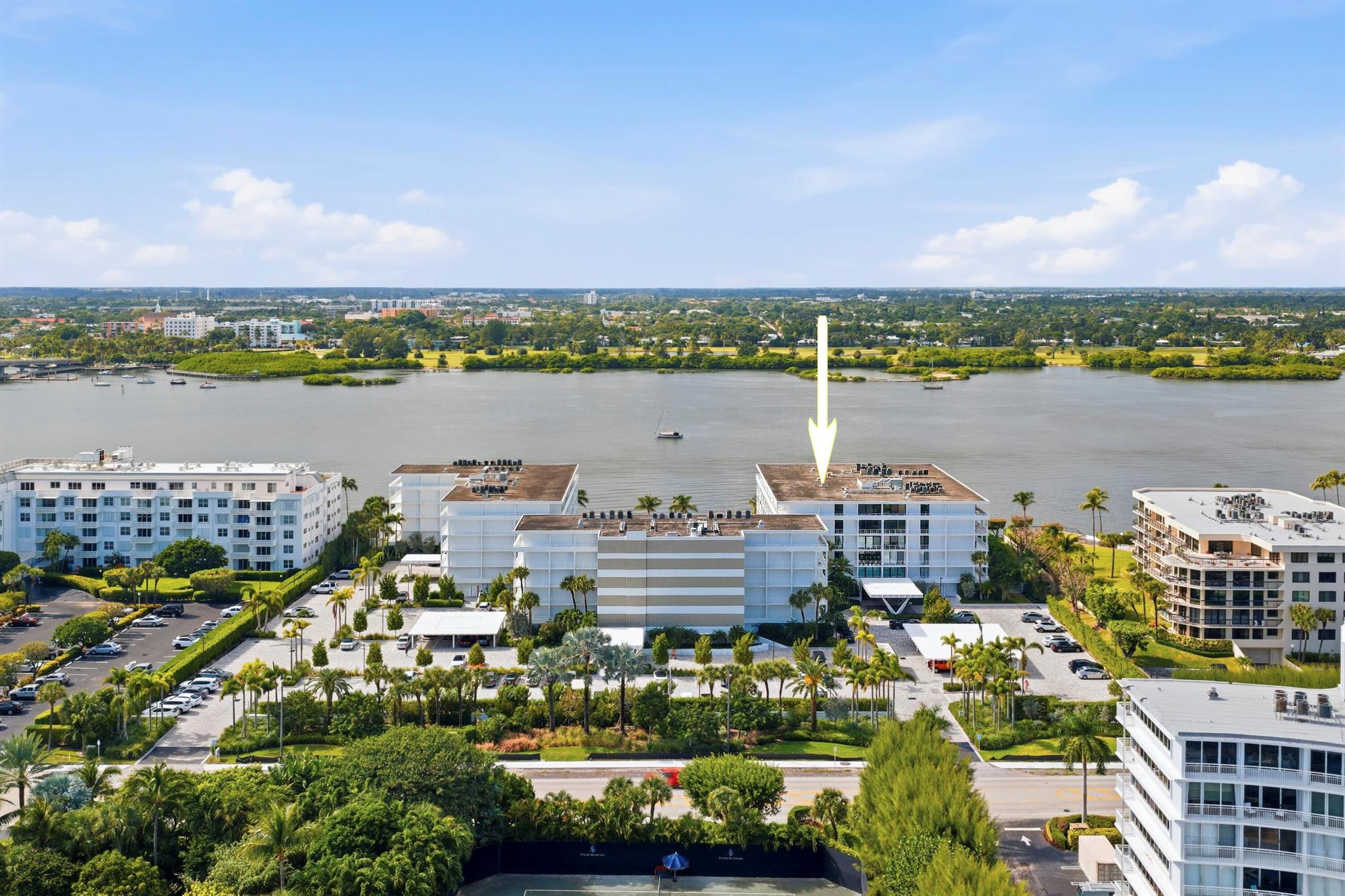 COVE CONDO - Residential