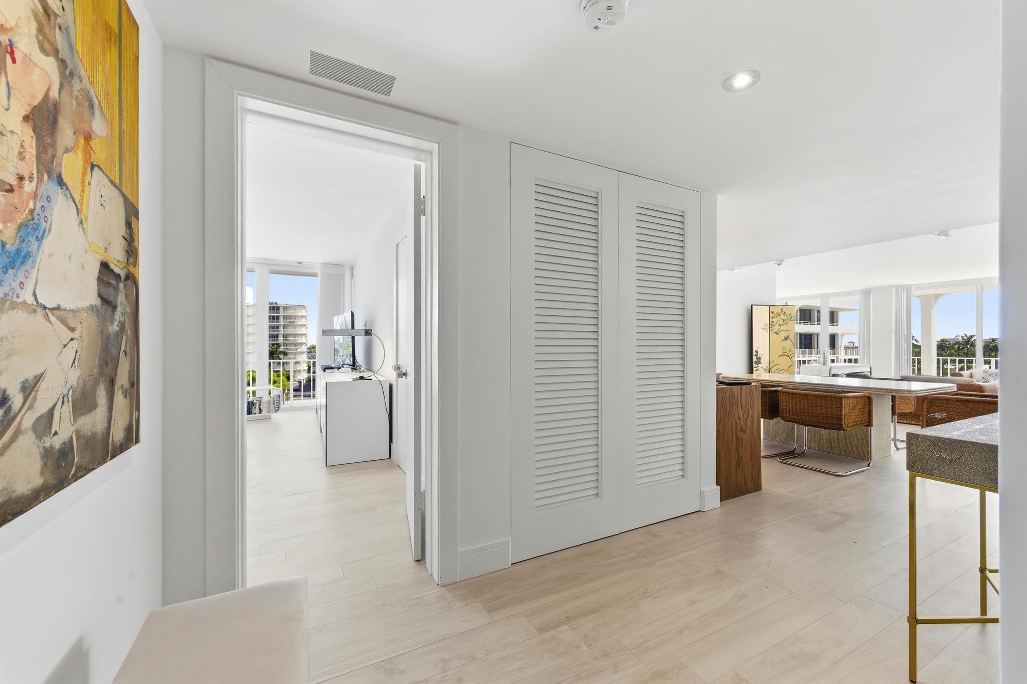 COVE CONDO - Residential