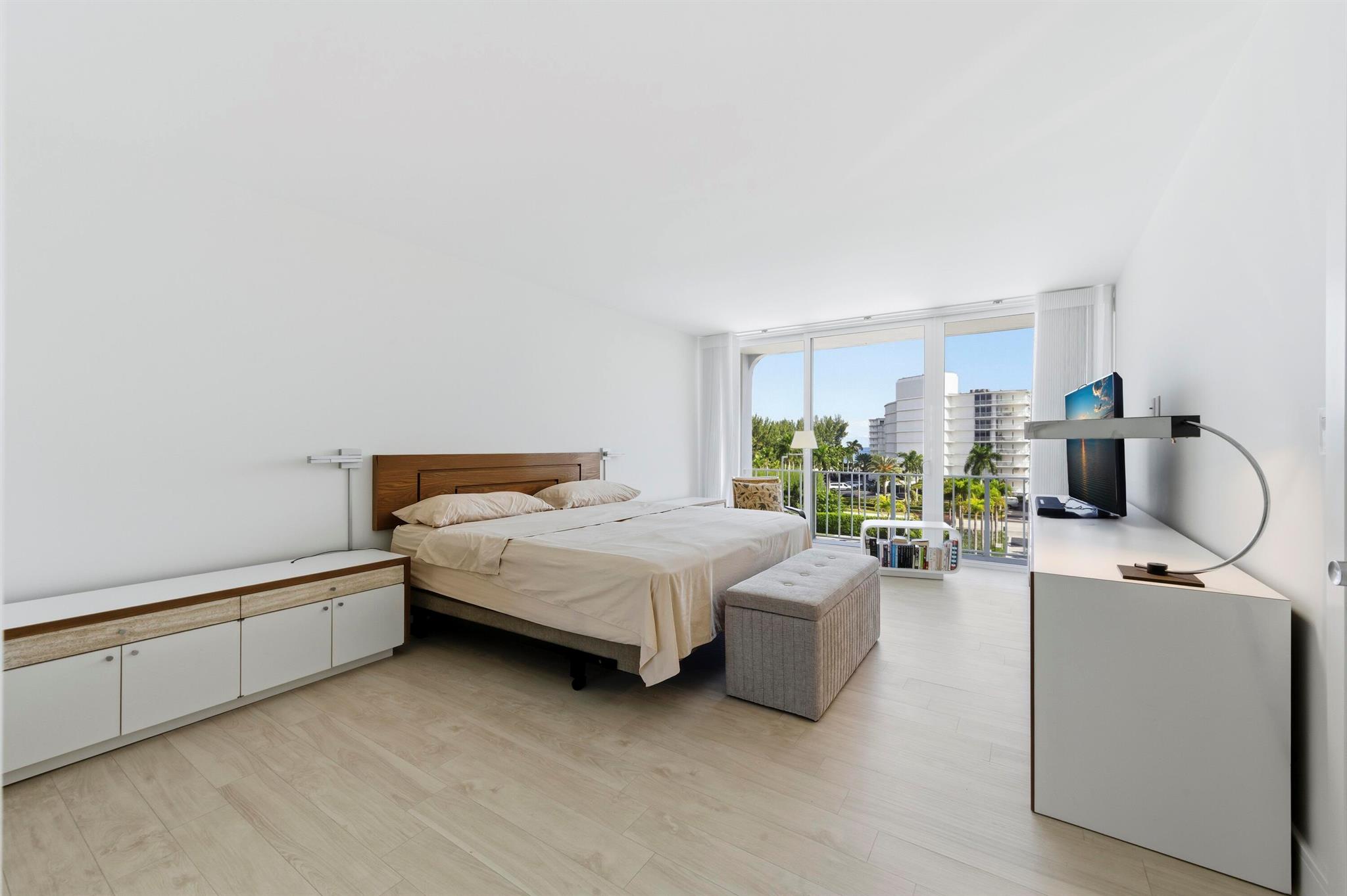 COVE CONDO - Residential