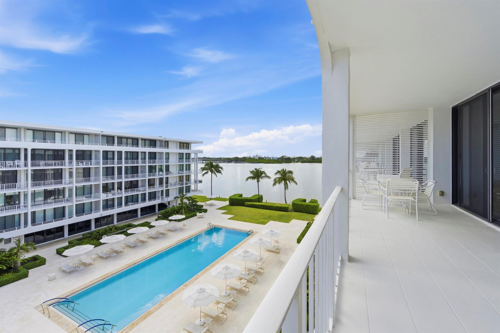 COVE CONDO - Residential