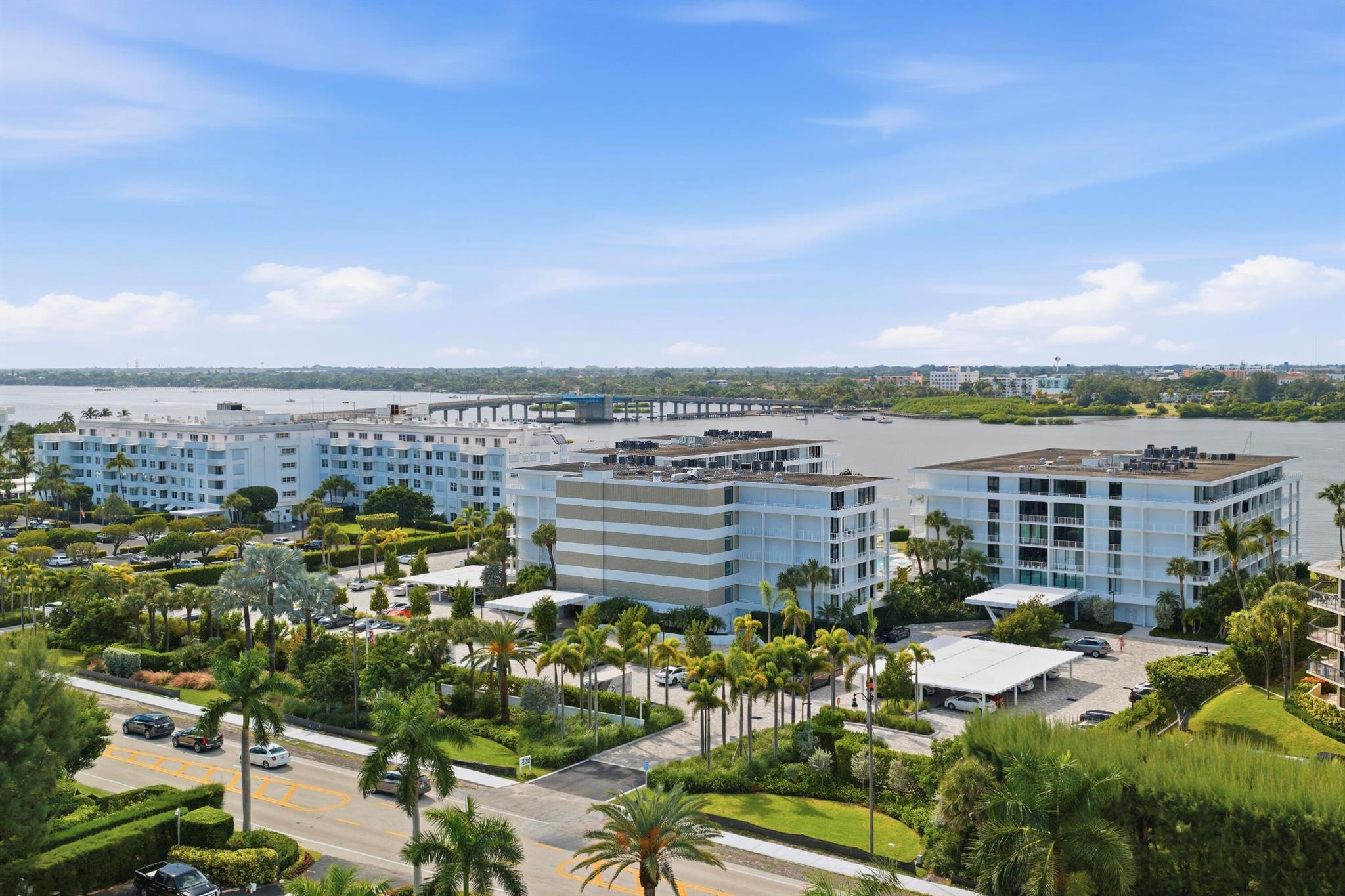 COVE CONDO - Residential