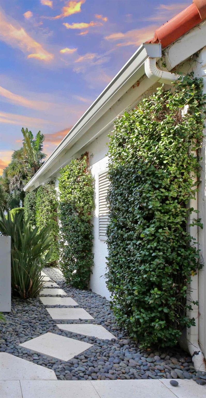 CHUKKER COVE P B POLO & C - Residential Lease