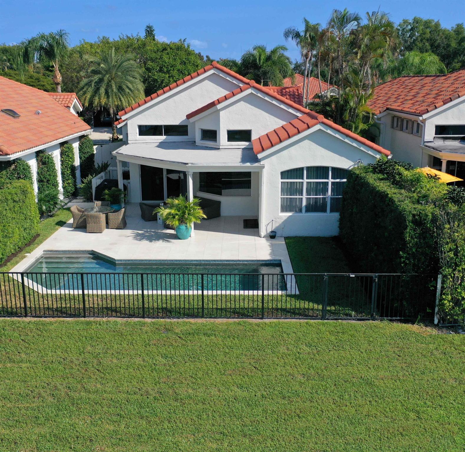 CHUKKER COVE P B POLO & C - Residential Lease