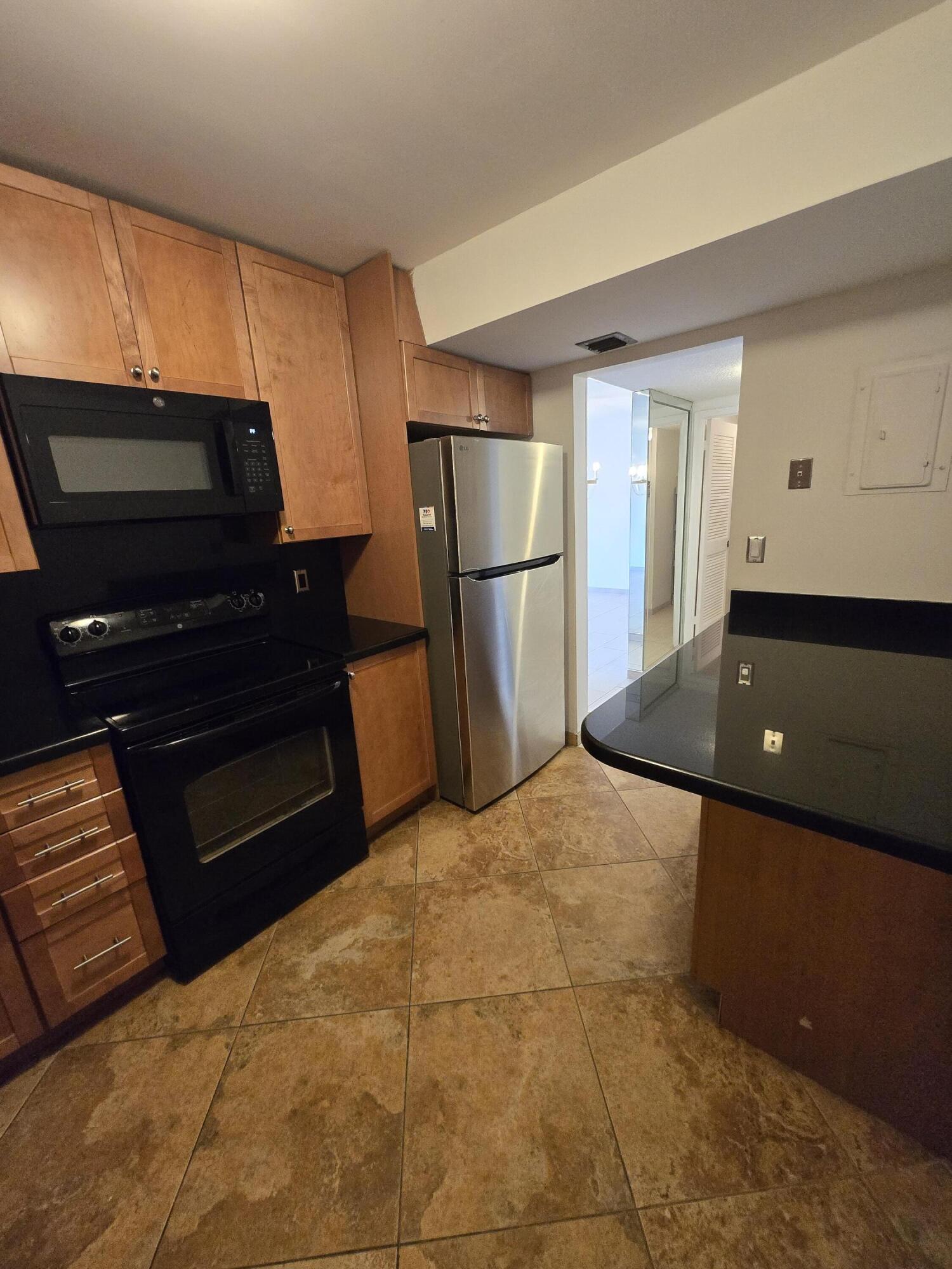 OLYMPUS CONDO PHASE - Residential Lease