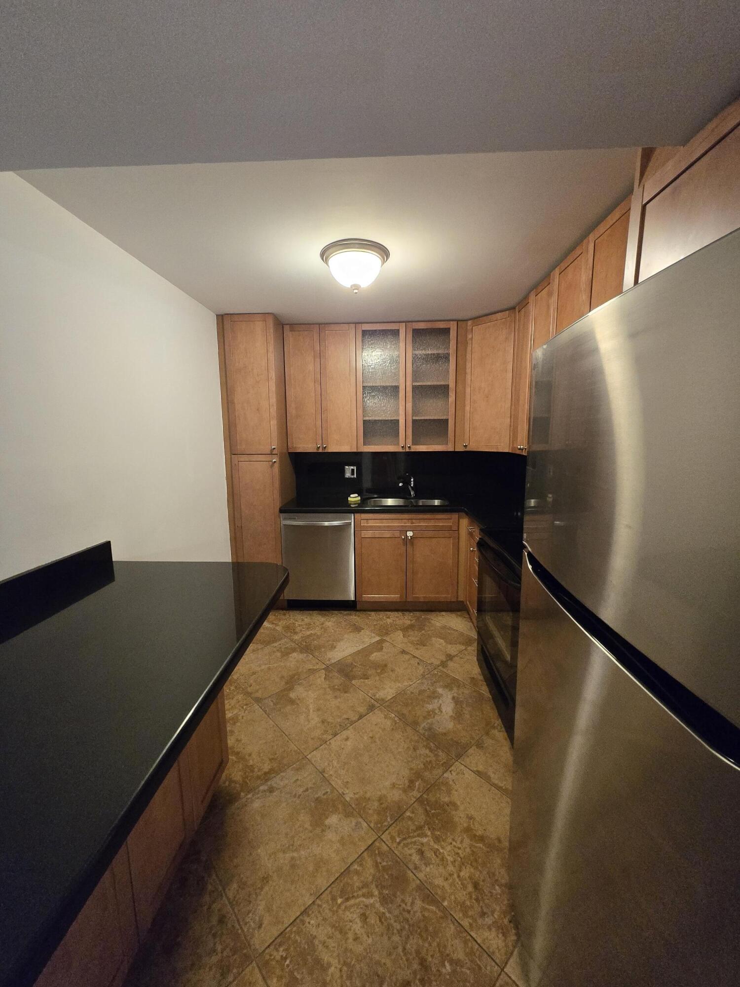 OLYMPUS CONDO PHASE - Residential Lease