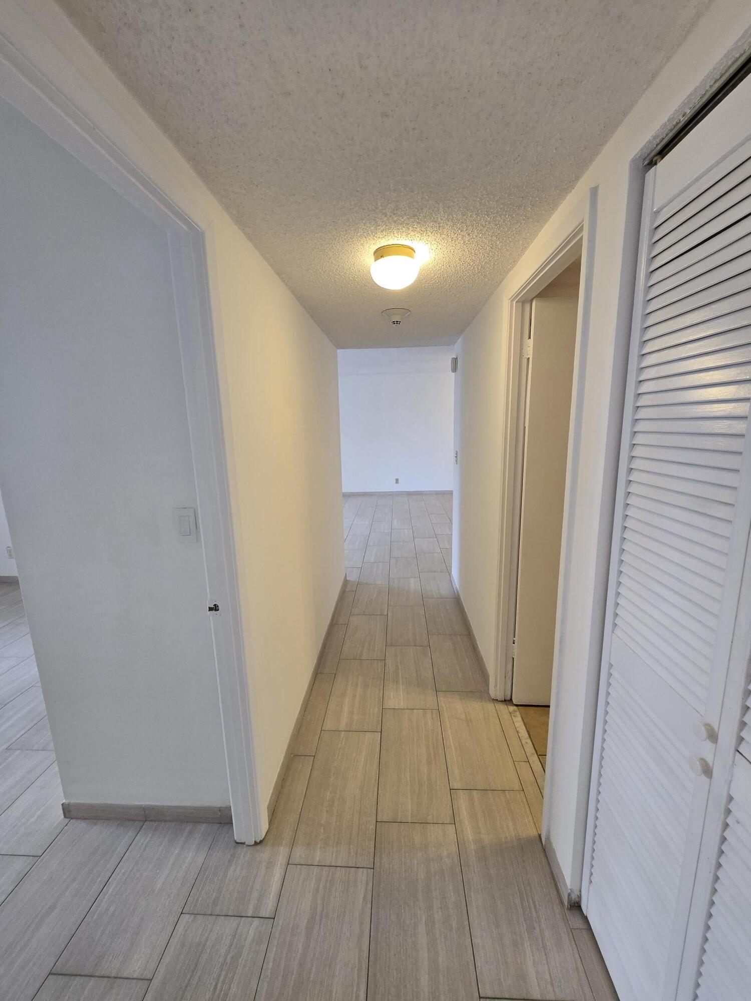 OLYMPUS CONDO PHASE - Residential Lease