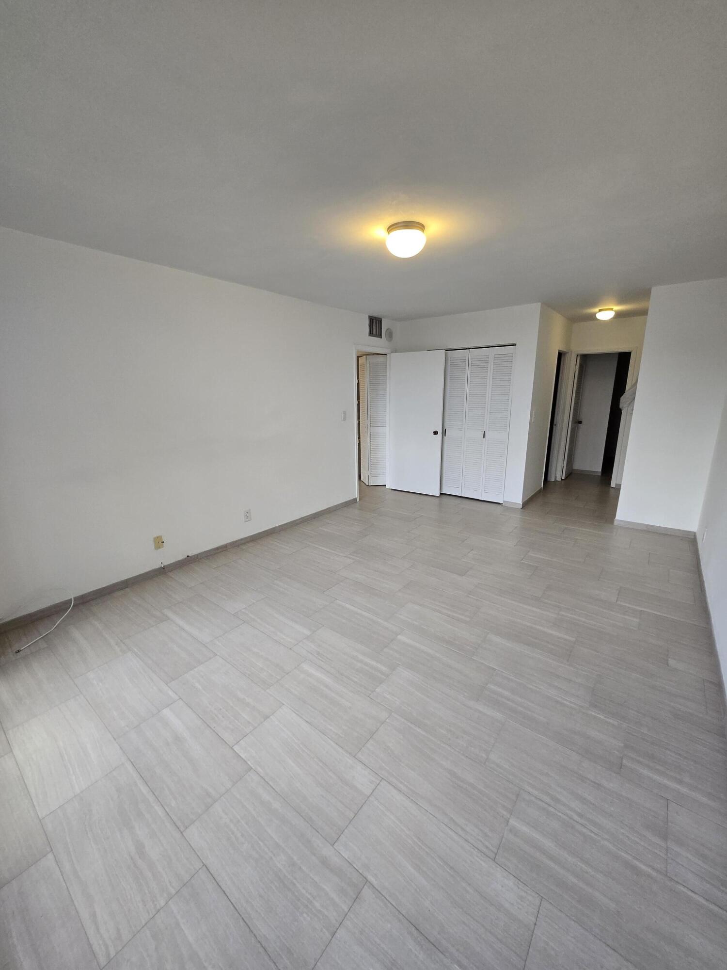 OLYMPUS CONDO PHASE - Residential Lease