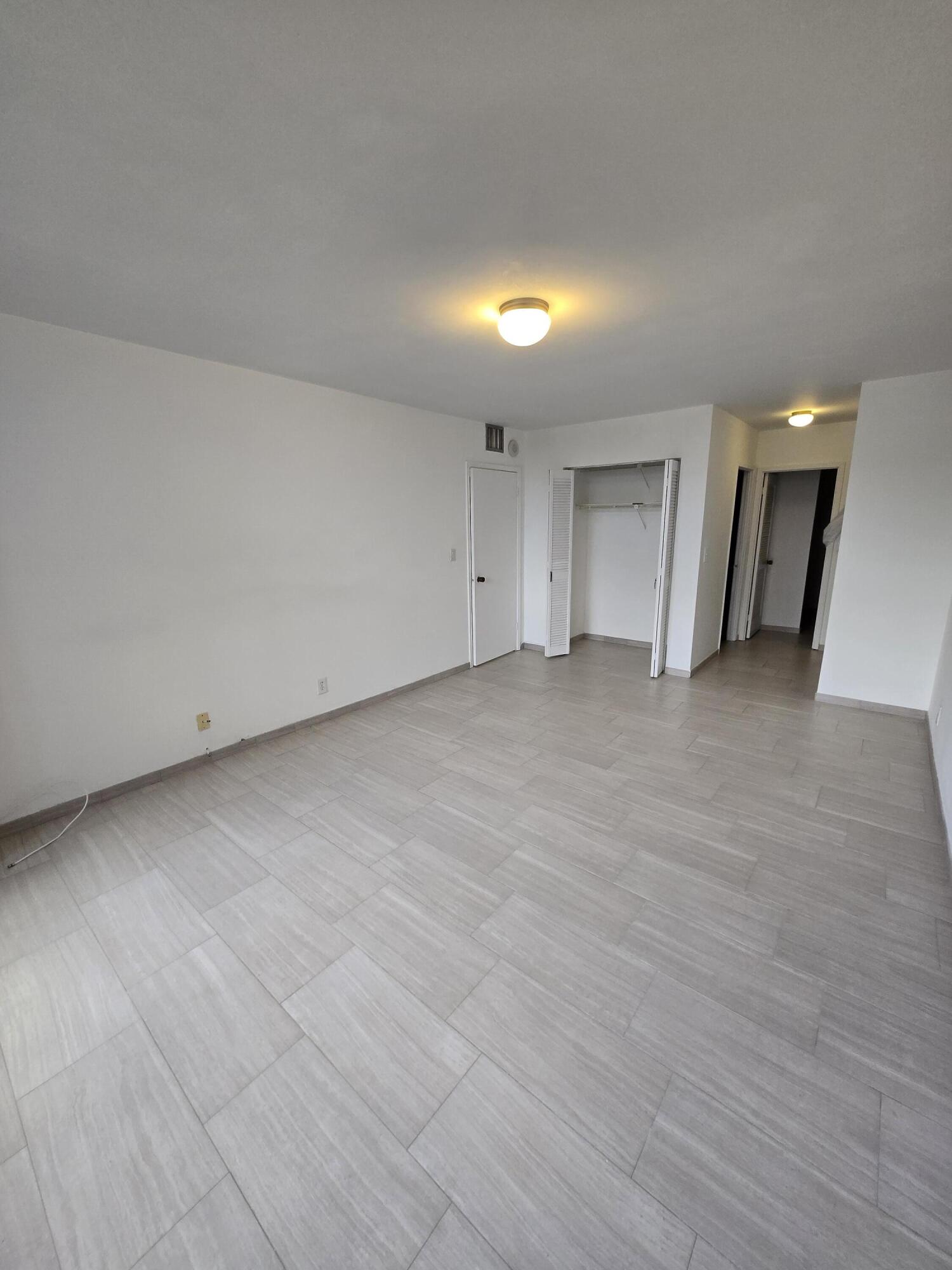 OLYMPUS CONDO PHASE - Residential Lease