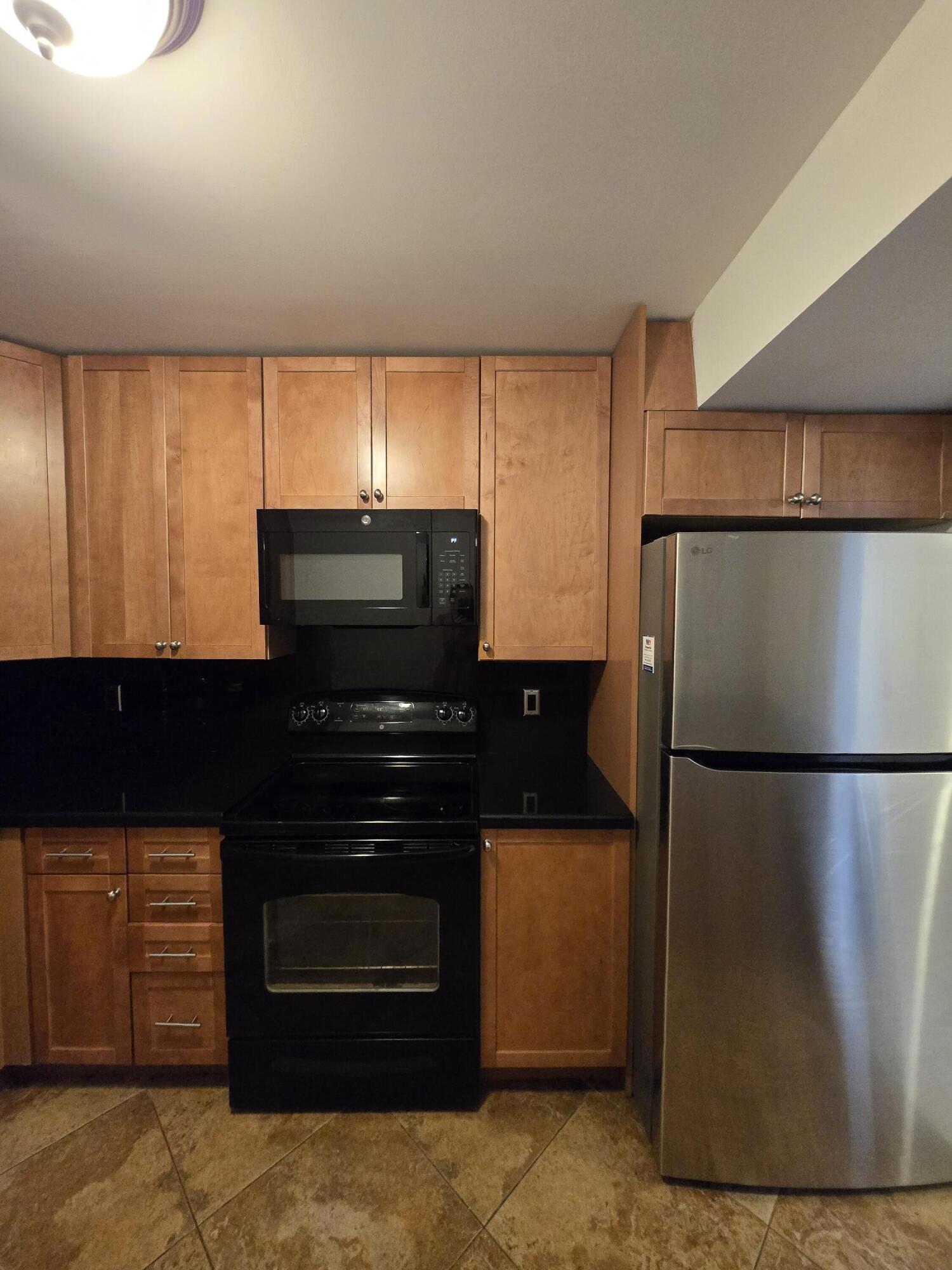 OLYMPUS CONDO PHASE - Residential Lease