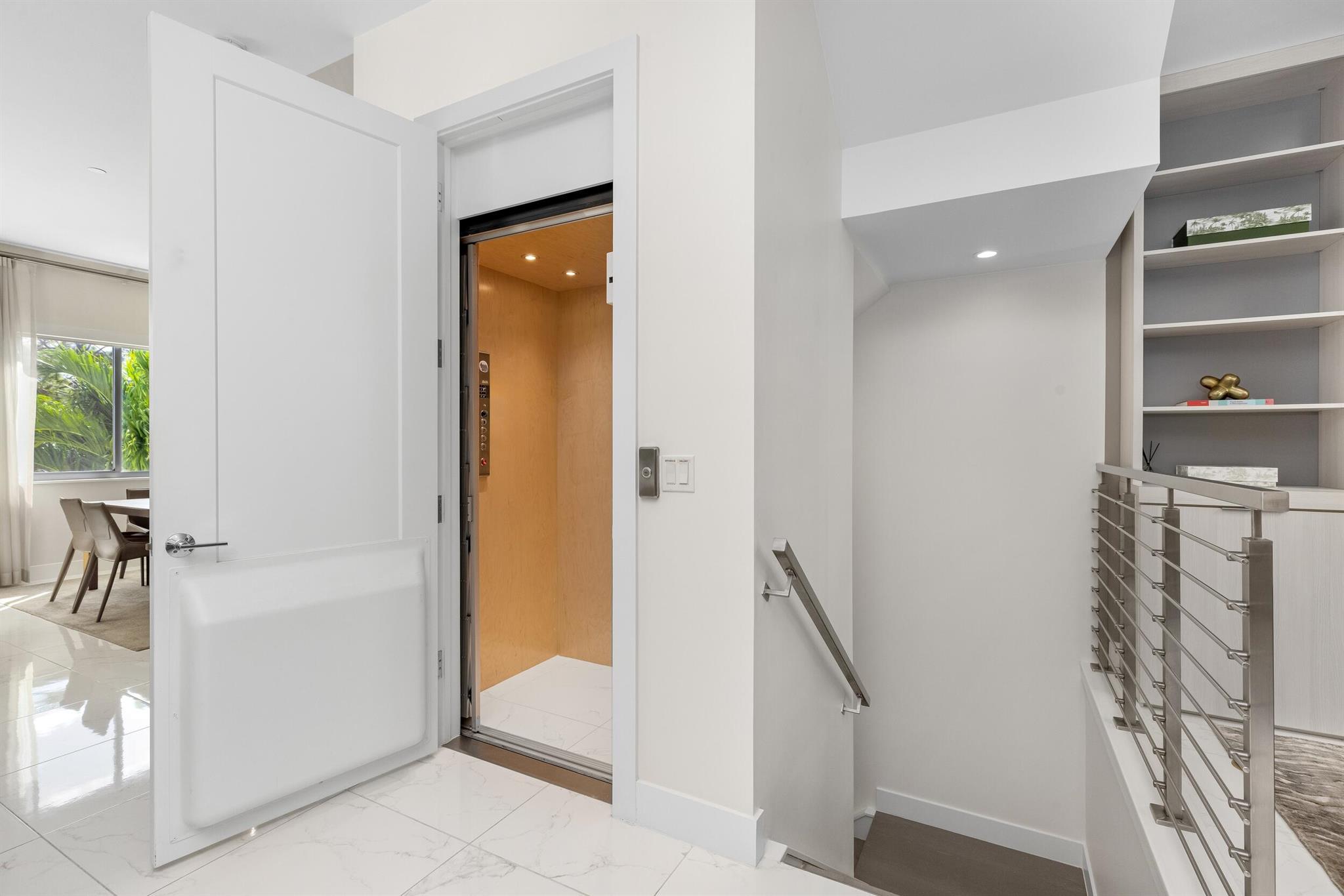 MODERNE BOCA - Residential