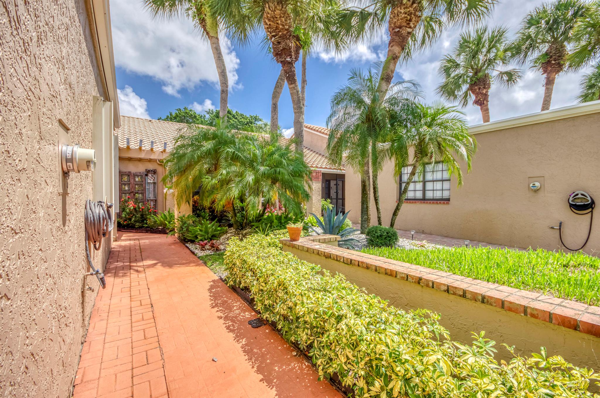 11170 Applegate Circle