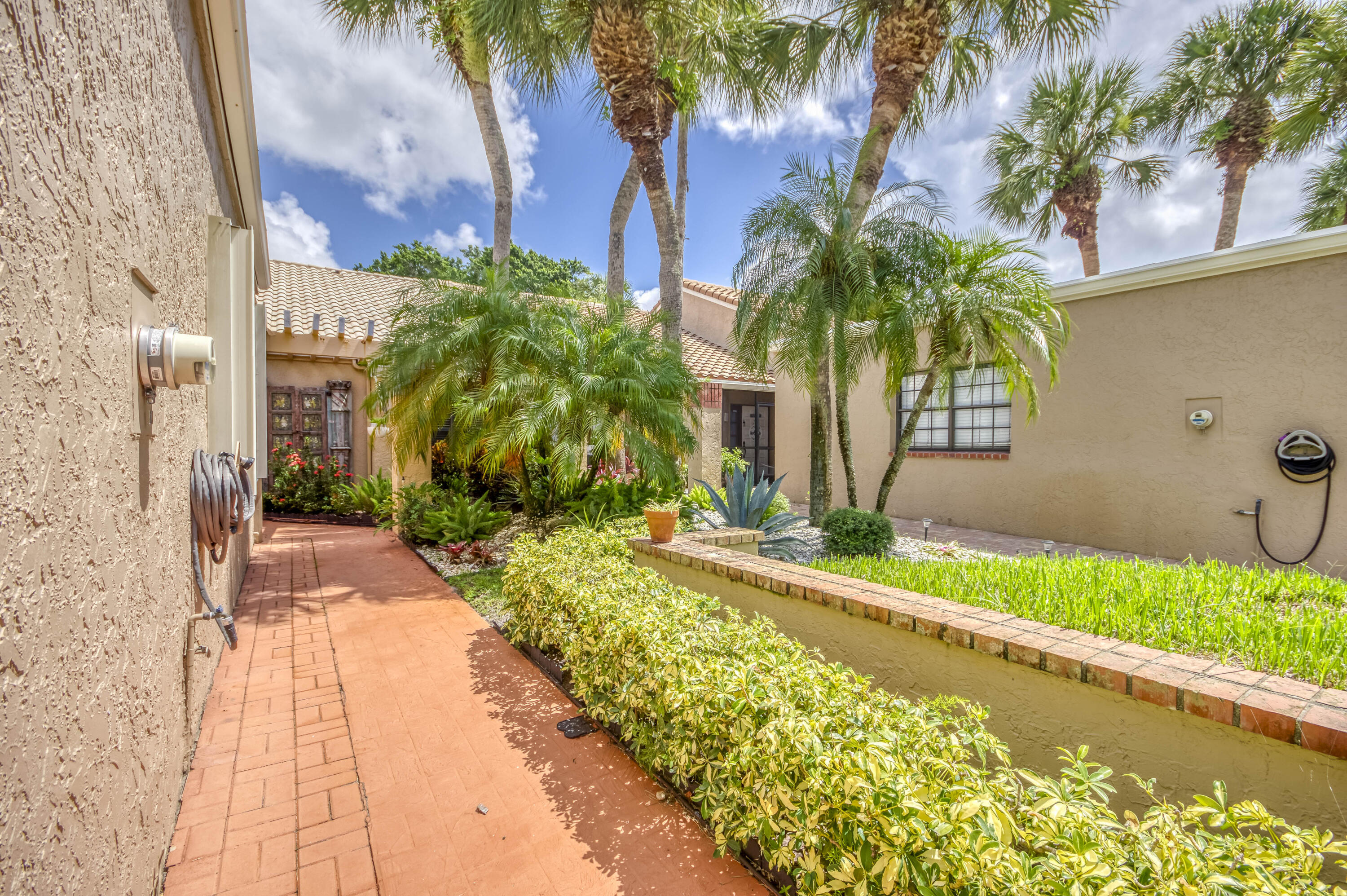 11170 Applegate Circle