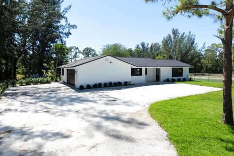 A home in Loxahatchee