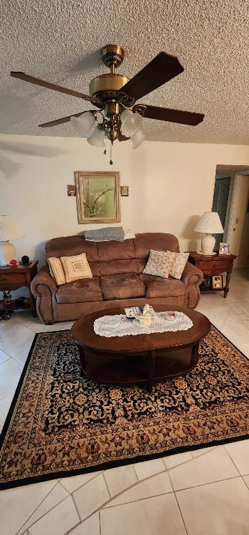 715 Sunny Pine Way E2