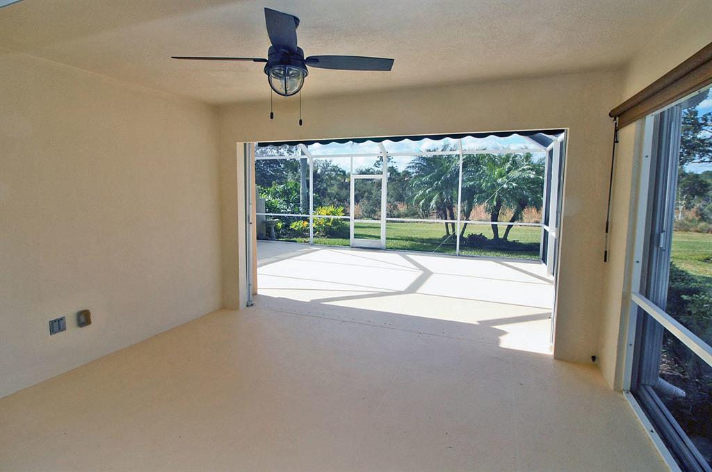 DOUBLE TREE,Lost Lake - Residential