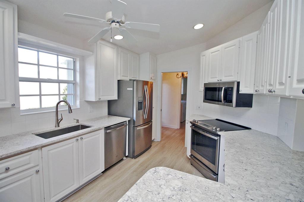 DOUBLE TREE,Lost Lake - Residential