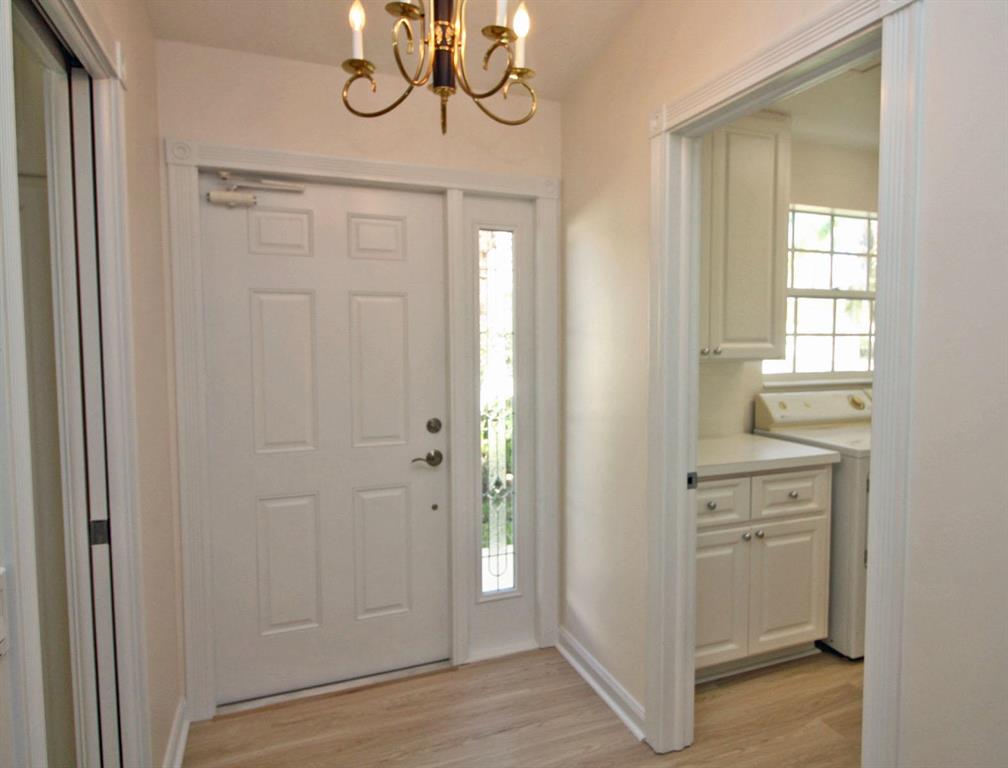 DOUBLE TREE,Lost Lake - Residential