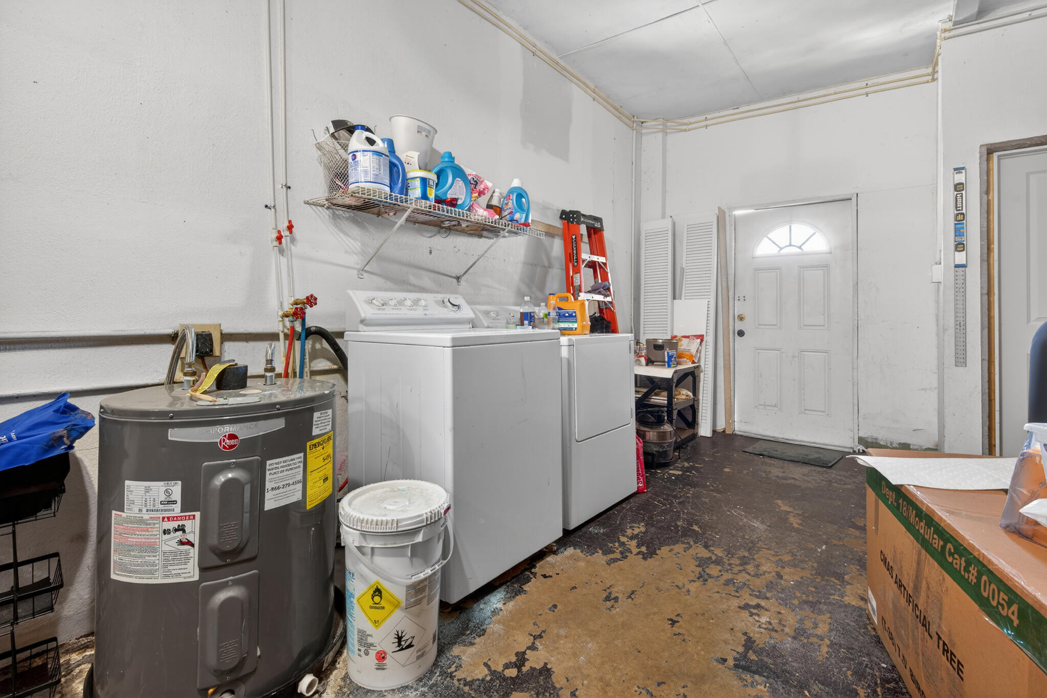 S/D OF LOT 17, 31-43-37 AMND PL IN - Residential