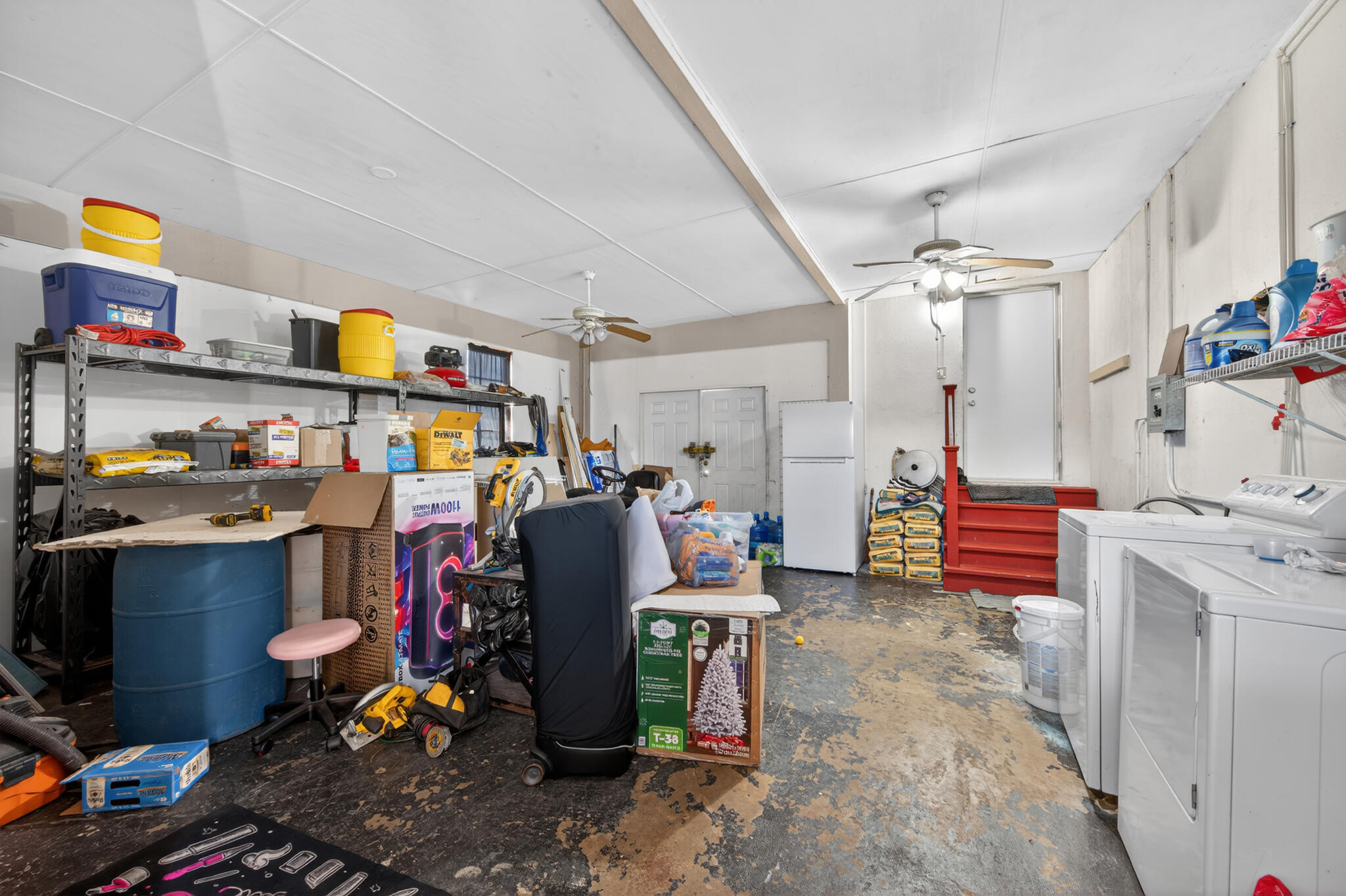 S/D OF LOT 17, 31-43-37 AMND PL IN - Residential