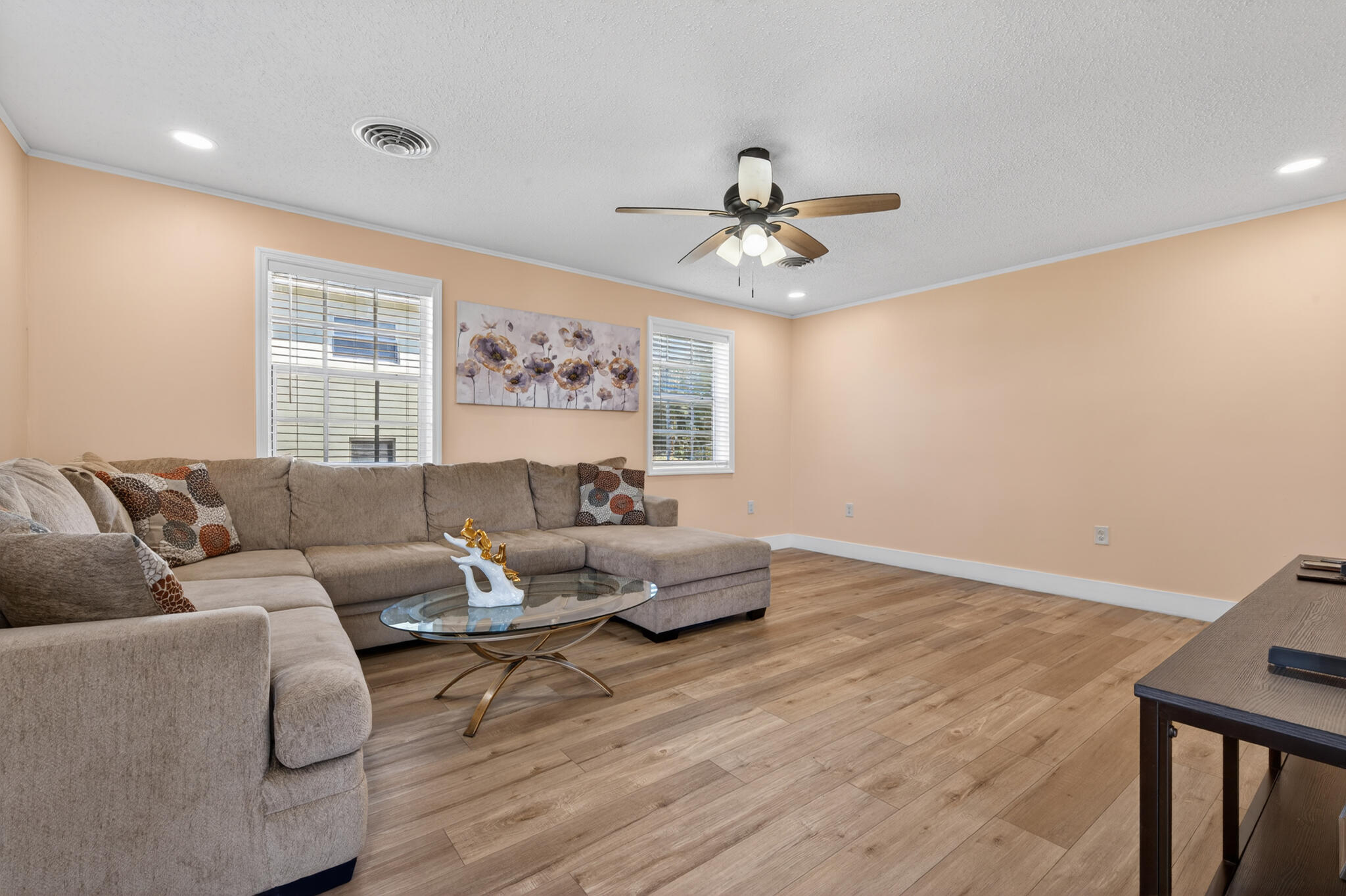 S/D OF LOT 17, 31-43-37 AMND PL IN - Residential