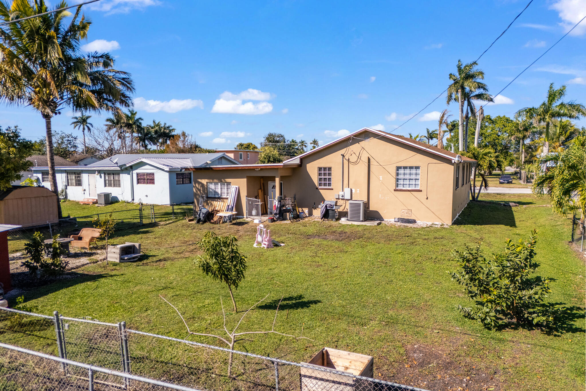 S/D OF LOT 17, 31-43-37 AMND PL IN - Residential