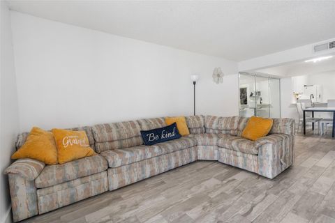 Condominium in Boca Raton FL 23380 Carolwood Ln 6.jpg