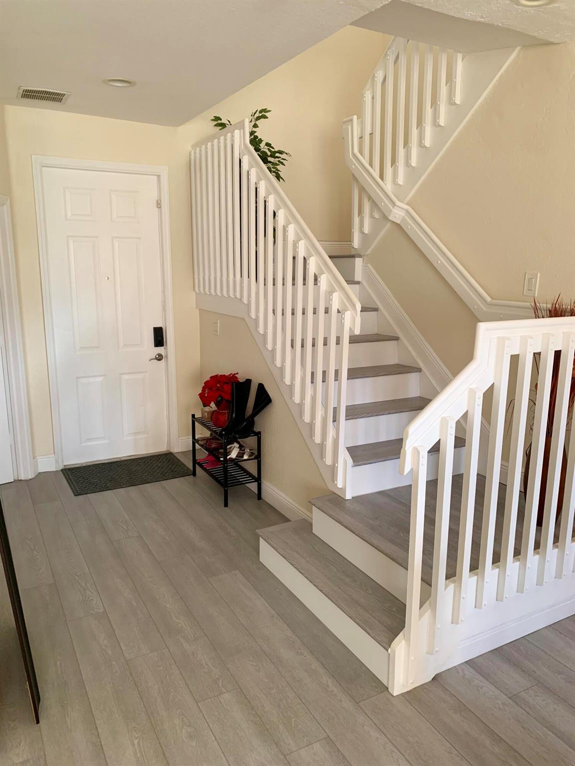 MARSH HARBOUR - Residential Lease