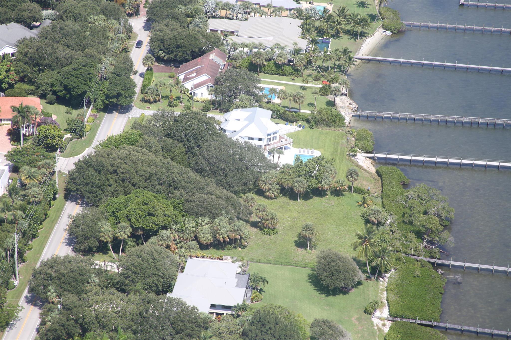 36 S Sewalls Point Road
