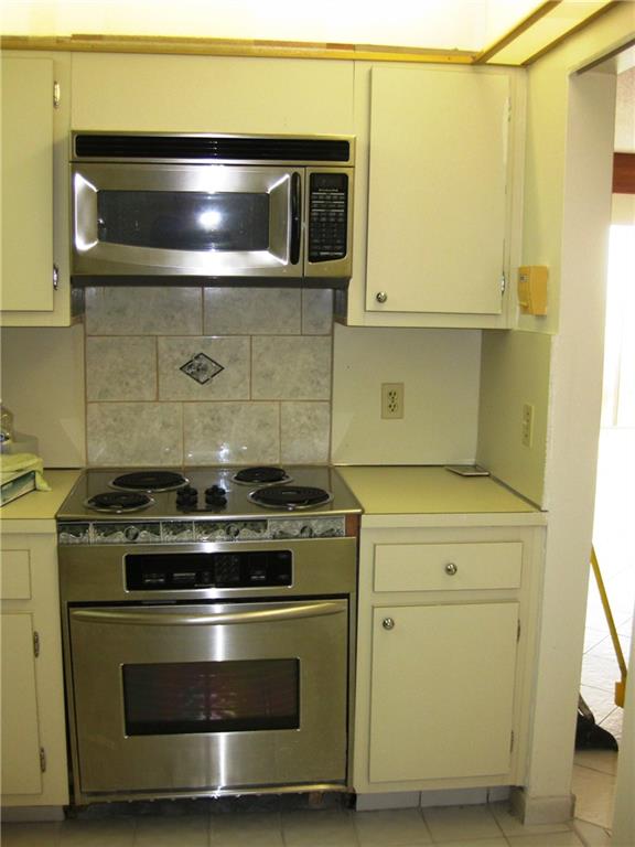 HILLCREST EAST NO. 26 - Residential