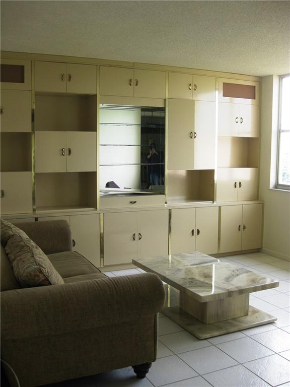 HILLCREST EAST NO. 26 - Residential