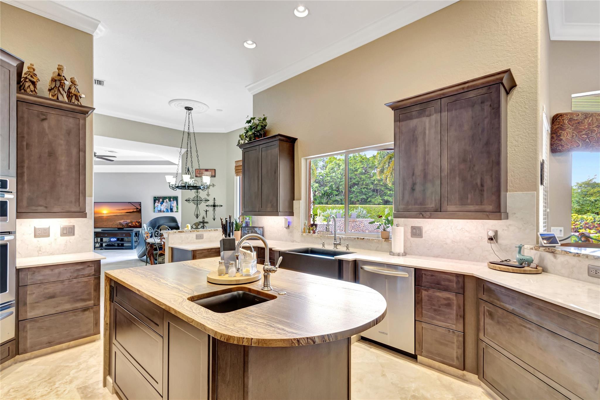 Acreage & Unrec - Residential