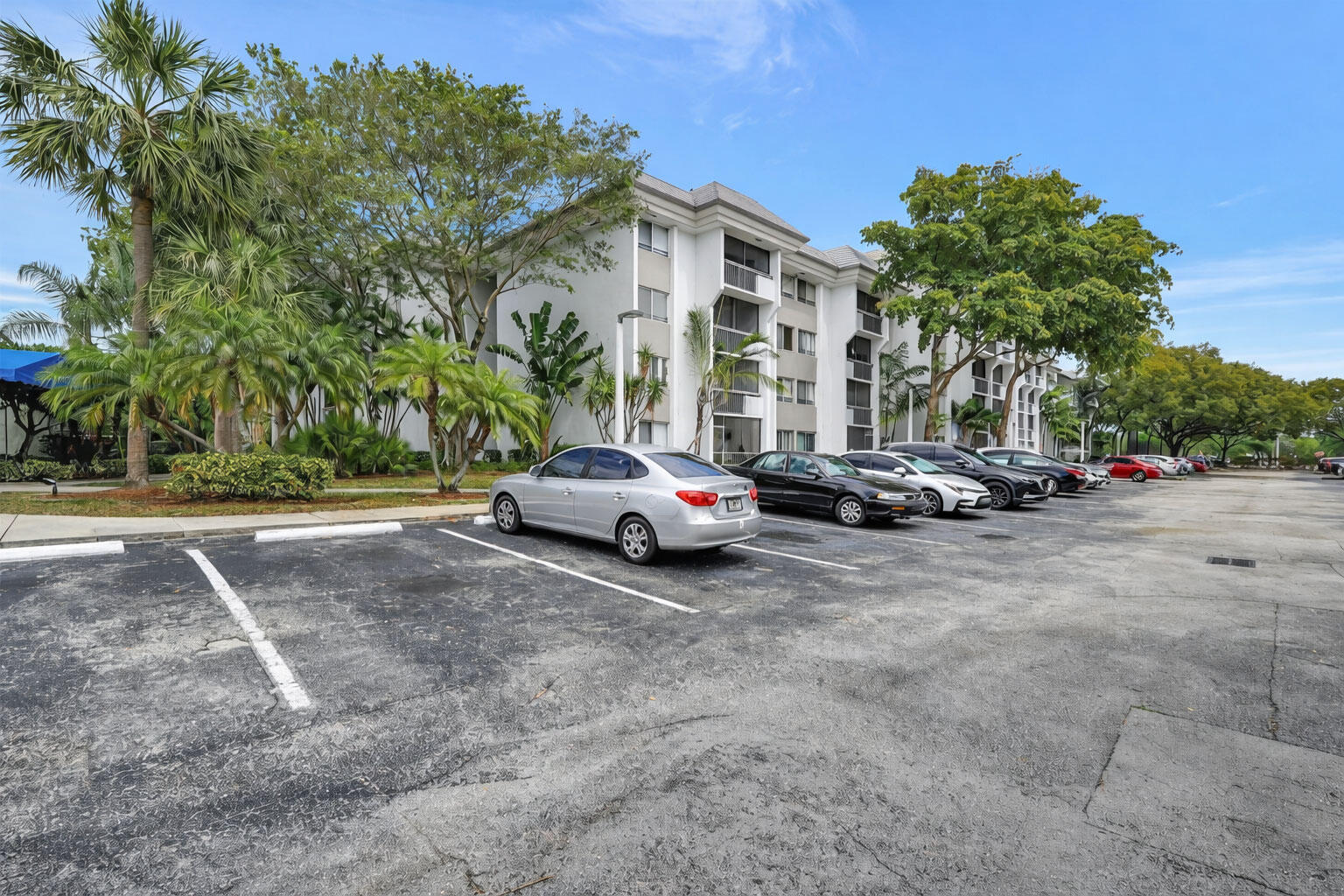 BELASERA AT PINE ISLAND CONDO - Residential Lease